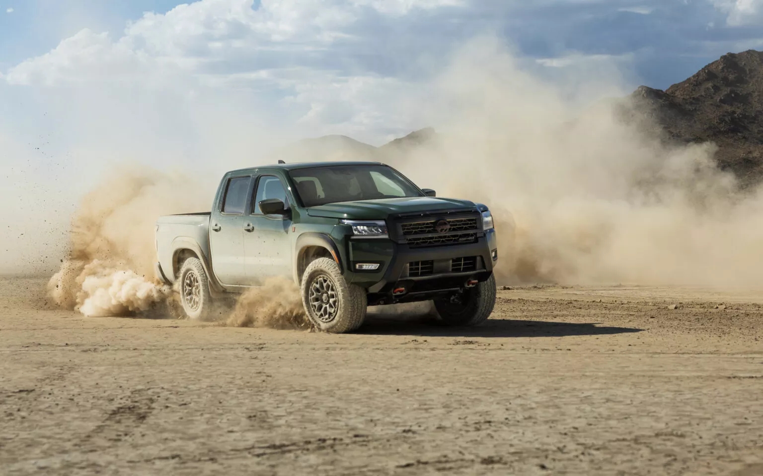 Nissan Navara 2026 ra mắt: Thêm tiện nghi, bổ sung bản địa hình cực chất đấu Ford Ranger Raptor, nhưng vẫn thua đối thủ ở một điểm - Ảnh 17.