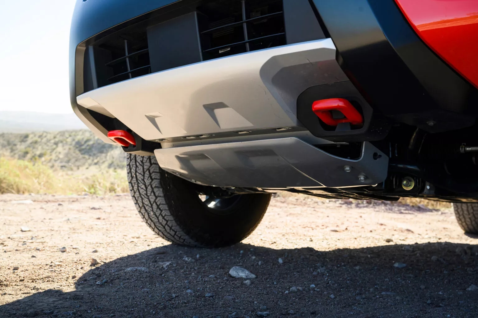 Nissan Navara 2026 ra mắt: Thêm tiện nghi, bổ sung bản địa hình cực chất đấu Ford Ranger Raptor, nhưng vẫn thua đối thủ ở một điểm - Ảnh 10.