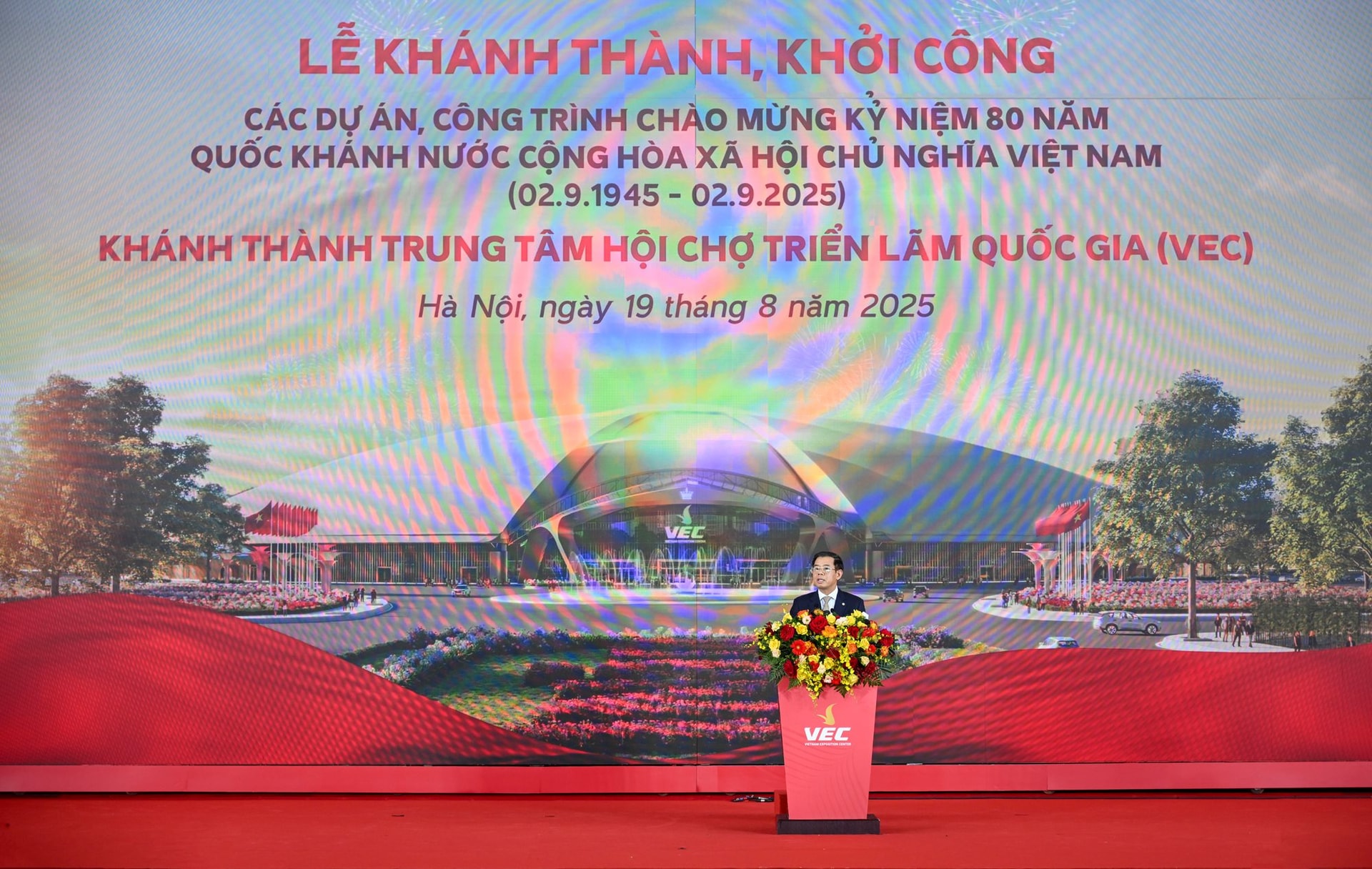 Tổng bí thư Tô Lâm trao Huân chương Lao động hạng Nhất cho Vingroup, ông Phạm Nhật Vượng vinh dự đón nhận - Ảnh 5. Tổng bí thư Tô Lâm trao Huân chương Lao động hạng Nhất cho Vingroup, ông Phạm Nhật Vượng vinh dự đón nhận - Ảnh 5.
