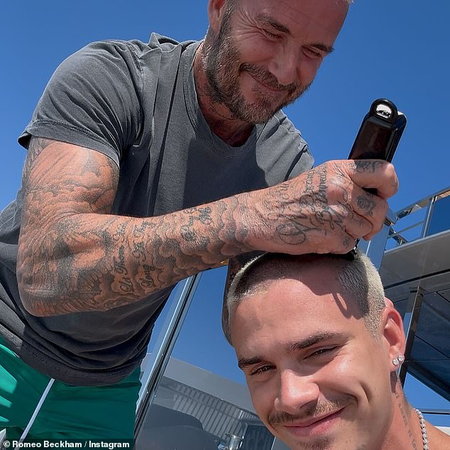 David Beckham và 2 con trai ăn uống vui vẻ, cậu cả Brooklyn buồn thiu khi "hộ tống" vợ và mẹ vợ đi shopping - Ảnh 5.