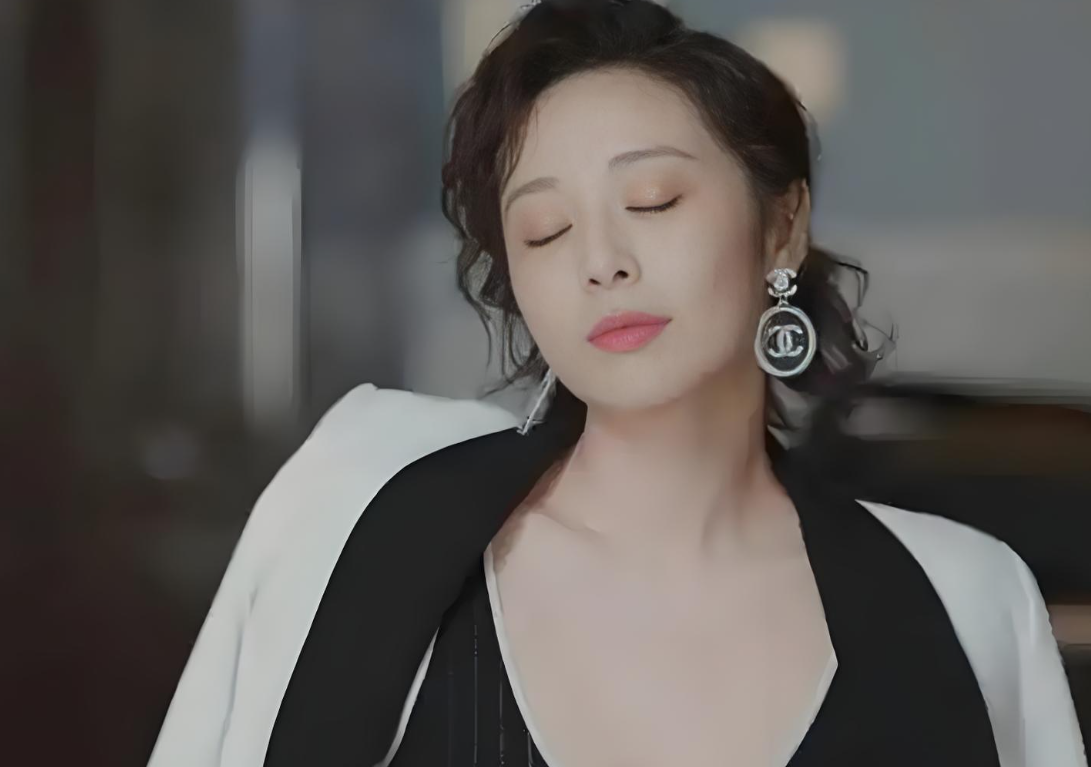 Mẹ liên tục giục tôi lấy vợ, không phải vì muốn có cháu bế mà vì một lý do... ngã ngửa- Ảnh 1.