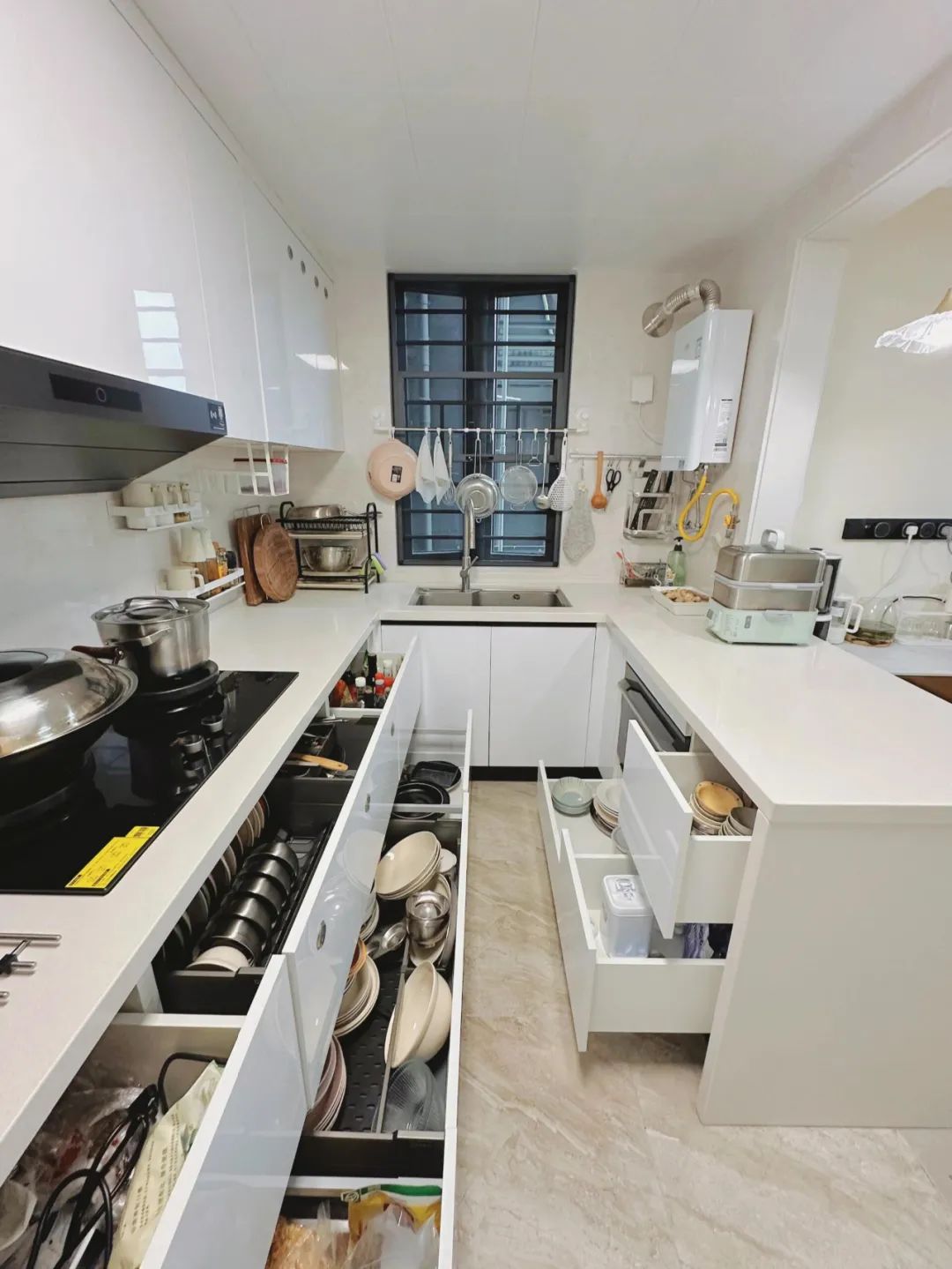 9 thiết kế bếp cần bị cạch mặt vì "hành hạ" người dùng - Ảnh 12. 9 thiết kế bếp cần bị cạch mặt vì "hành hạ" người dùng - Ảnh 12.