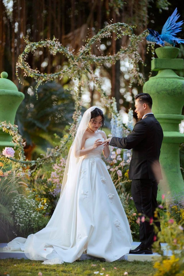 Chị Đẹp mang thai con đầu lòng với chồng kém 6 tuổi: Vắng bóng khỏi showbiz, check-in du lịch lia lịa - Ảnh 12. Chị Đẹp mang thai con đầu lòng với chồng kém 6 tuổi: Vắng bóng khỏi showbiz, check-in du lịch lia lịa - Ảnh 12.