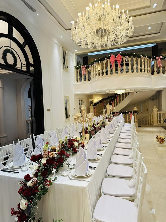 Nữ đại gia là mẹ đơn thân được nam NSƯT cưng chiều, dọn về sống chung trong biệt thự 200 tỷ ở TP.HCM - Ảnh 6.