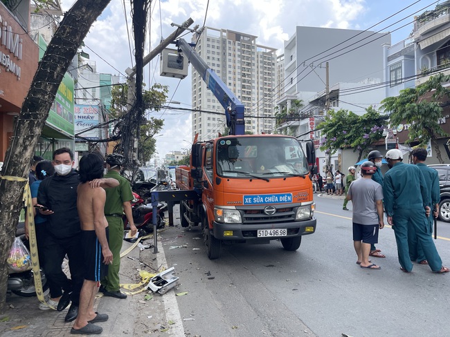 TP HCM: Nghi tài xế đột quỵ gây tai nạn nghiêm trọng ở phường Thủ Đức- Ảnh 2.