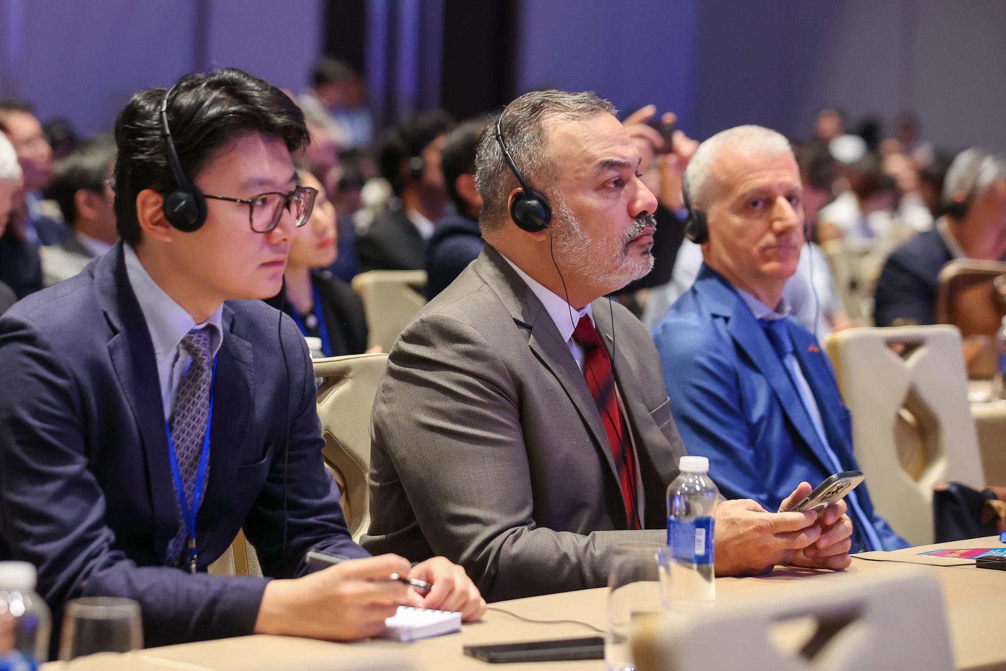 Thủ tướng: Trung tâm tài chính quốc tế là nơi pháp luật được "thiết kế cho tương lai", để cho phép những mô hình mới được vận hành trong khuôn khổ được kiểm soát - Ảnh 5.