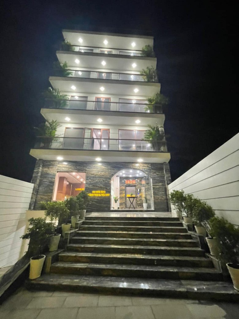 Nam ca sĩ sở hữu khách sạn 50 phòng, ở penthouse cao cấp tại Thủ Đức, U50 dự định có con với bạn gái - Ảnh 6.