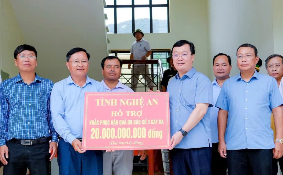 Mưa lũ lịch sử tại Nghệ An: 7 . 477 Căn nhà hư hỏng , thiệt hại 3 . 623 Tỉ đồng - Ảnh 2. Mưa lũ lịch sử tại Nghệ An: 7 . 477 Căn nhà hư hỏng , thiệt hại 3 . 623 Tỉ đồng - Ảnh 2.