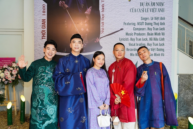 Ca sĩ Lê Việt Anh nói về thông tin bán nhà 7 tỷ tại buổi ra mắt MV Gióng tự do- Ảnh 2.