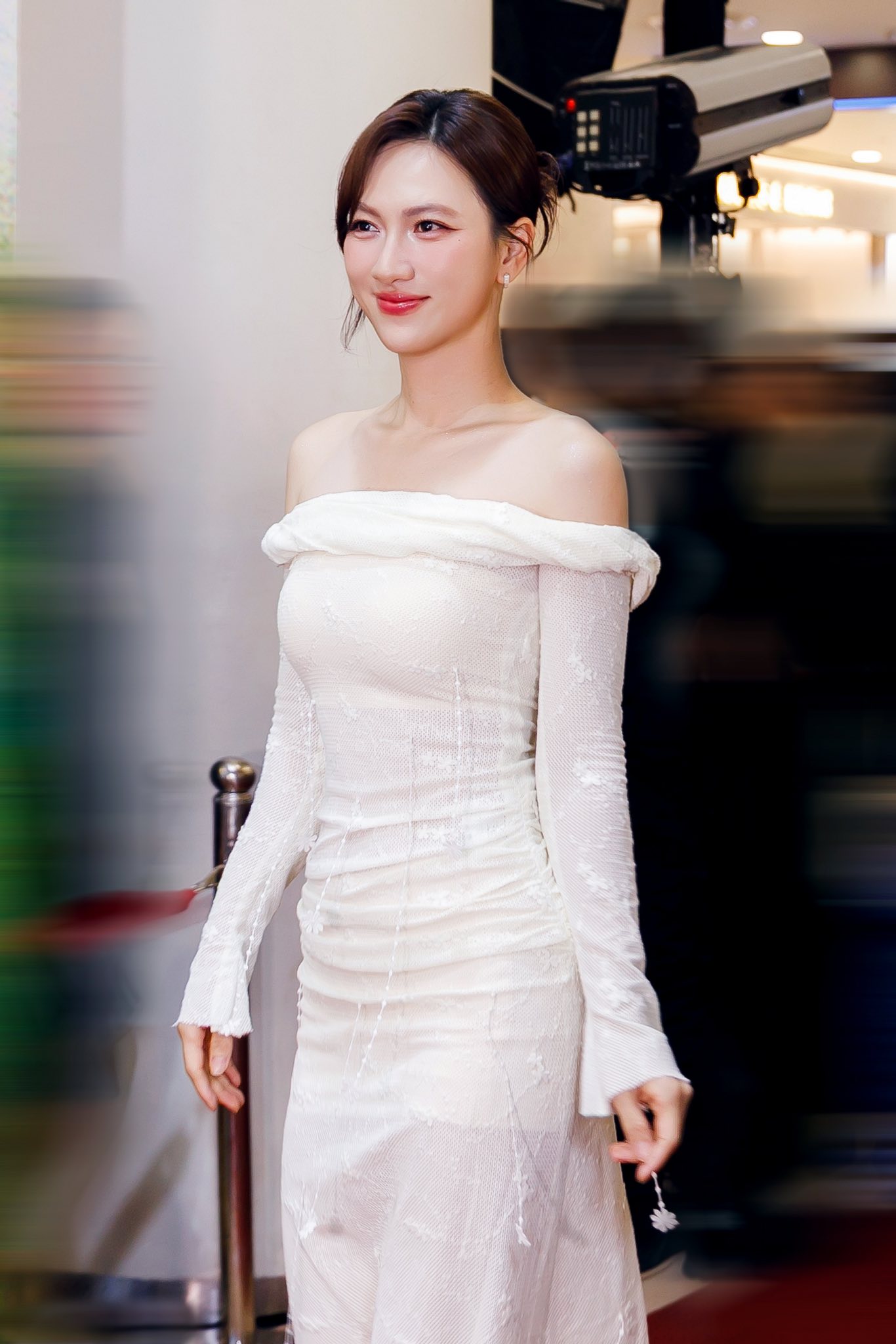 Phương Anh Đào U40 Nhan Sắc Vẫn Say Đắm Lòng Người, Bí Quyết Đến Từ Môn Thể Thao Cực Dễ Thực Hiện- Ảnh 4. Phương Anh Đào U40 Nhan Sắc Vẫn Say Đắm Lòng Người, Bí Quyết Đến Từ Môn Thể Thao Cực Dễ Thực Hiện- Ảnh 4.