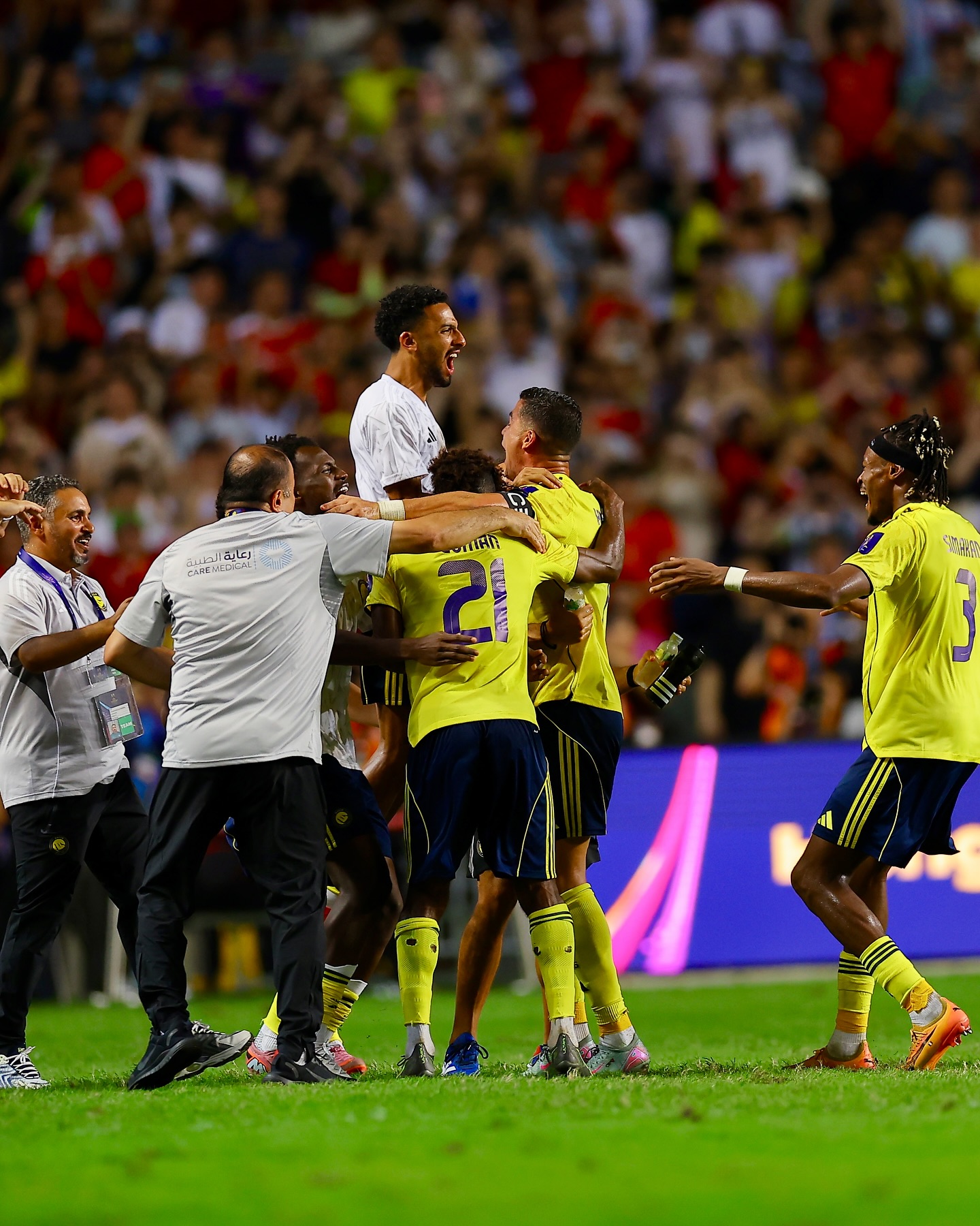 Ronaldo đón tin vui- Ảnh 1. Ronaldo đón tin vui- Ảnh 1.