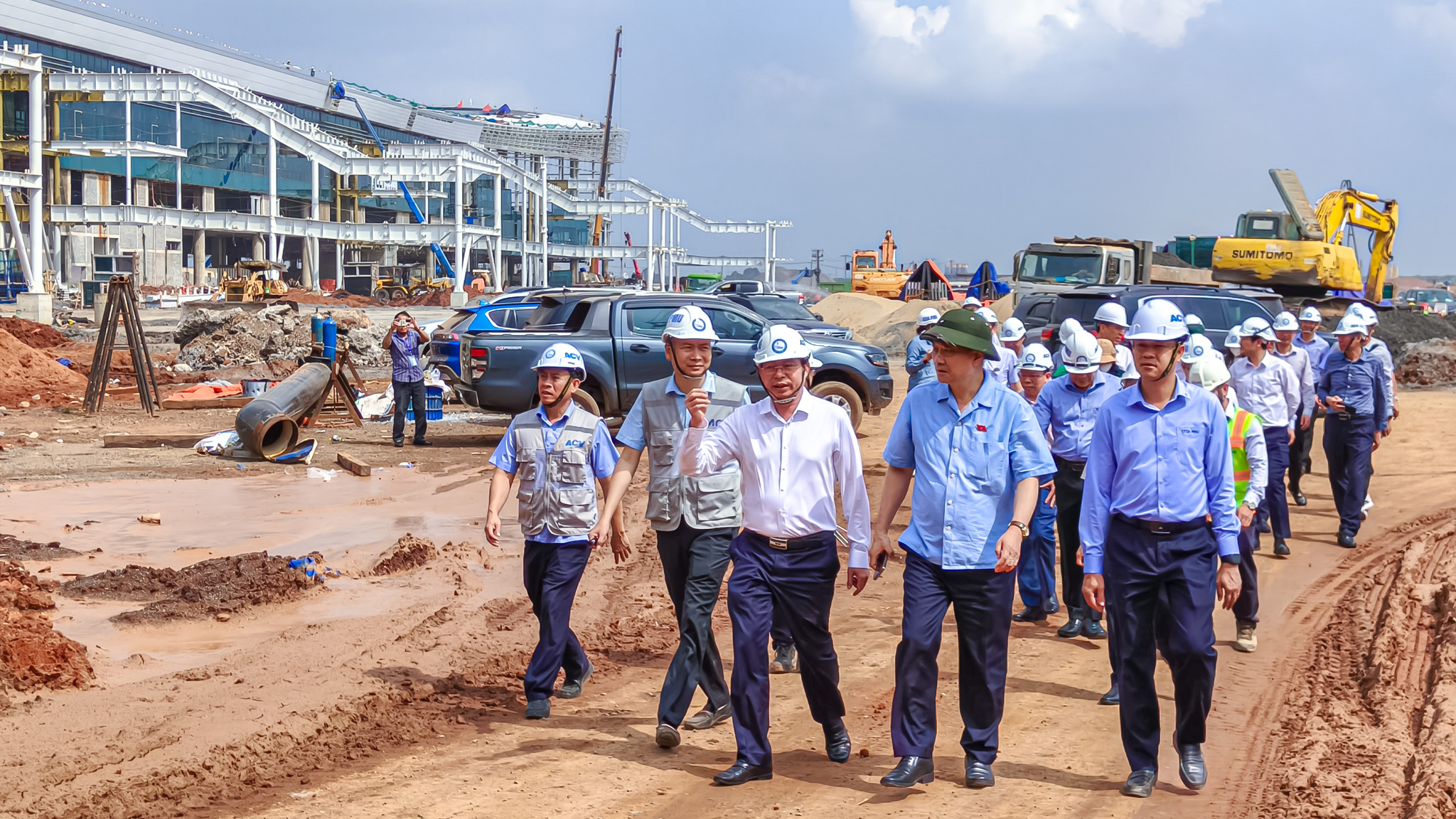 'Thần tốc' thi công, đường băng sân bay 16 tỷ USD về đích sớm, sẵn sàng đưa Việt Nam vào kỷ nguyên mới - Ảnh 3.