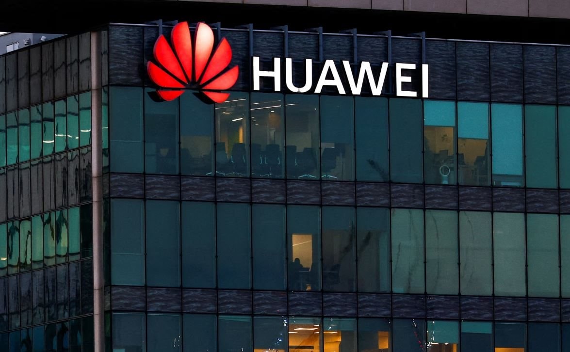 Sự bất lực của Huawei: Chip Ascend và thách thức so với chip Mỹ - Ảnh 1.