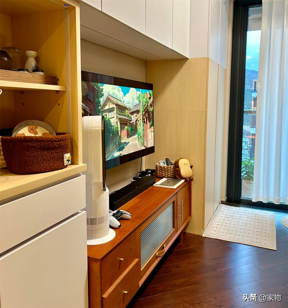 Cô gái 32 tuổi làm việc chăm chỉ, dành dụm mua căn hộ 19m² giá hơn 14 tỷ đồng: Nhỏ nhưng tối ưu từng centimet- Ảnh 9.