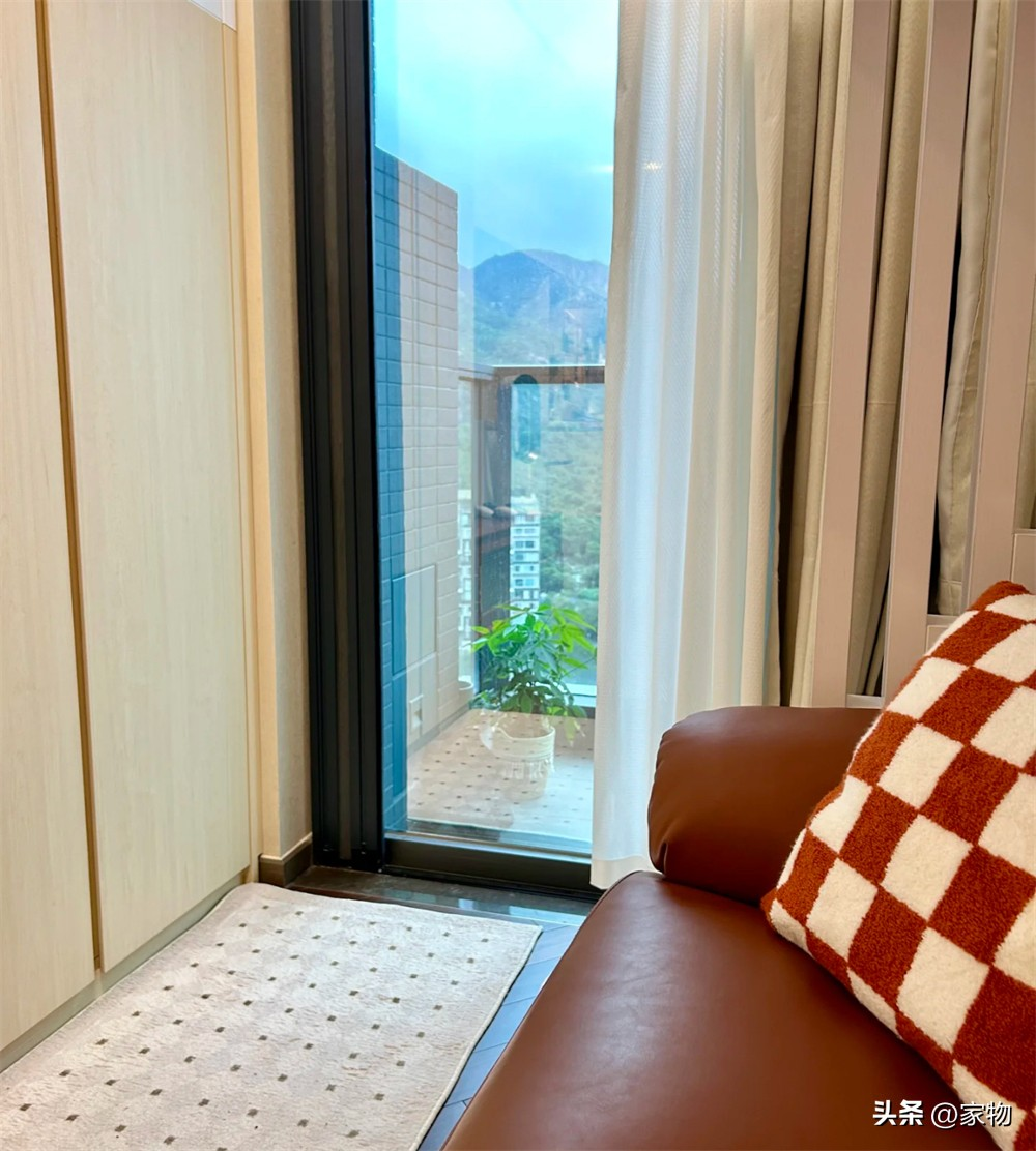 Cô gái 32 tuổi làm việc chăm chỉ, dành dụm mua căn hộ 19m² giá hơn 14 tỷ đồng: Nhỏ nhưng tối ưu từng centimet- Ảnh 7.