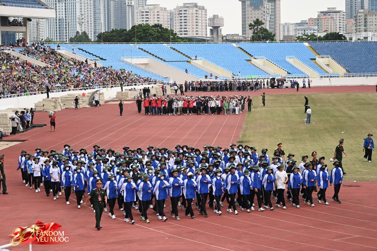 13 Khối nghệ thuật hợp luyện diễu hành kỷ niệm 80 năm Cách mạng Tháng Tám tại Mỹ Đình - Ảnh 9.