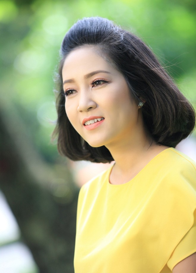 Nữ nghệ sĩ mang hàm Trung tá, U50 là Phó Giám đốc Sở Văn hóa TPHCM, tài hoa nhưng tình duyên lận đận - Ảnh 1.