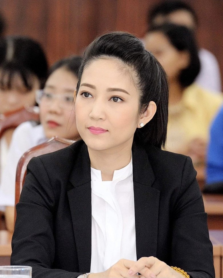 Nữ nghệ sĩ mang hàm Trung tá, U50 là Phó Giám đốc Sở Văn hóa TPHCM, tài hoa nhưng tình duyên lận đận - Ảnh 5.