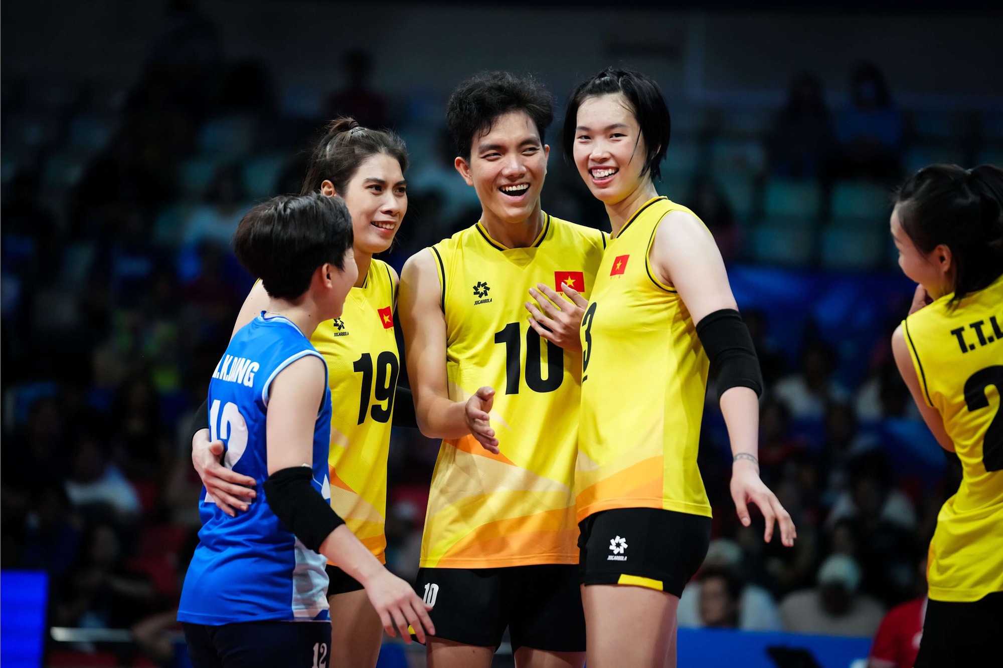 Đằng sau việc Bích Tuyền rút tên khỏi tuyển bóng chuyền nữ Việt Nam- Ảnh 6. Đằng sau việc Bích Tuyền rút tên khỏi tuyển bóng chuyền nữ Việt Nam- Ảnh 6.