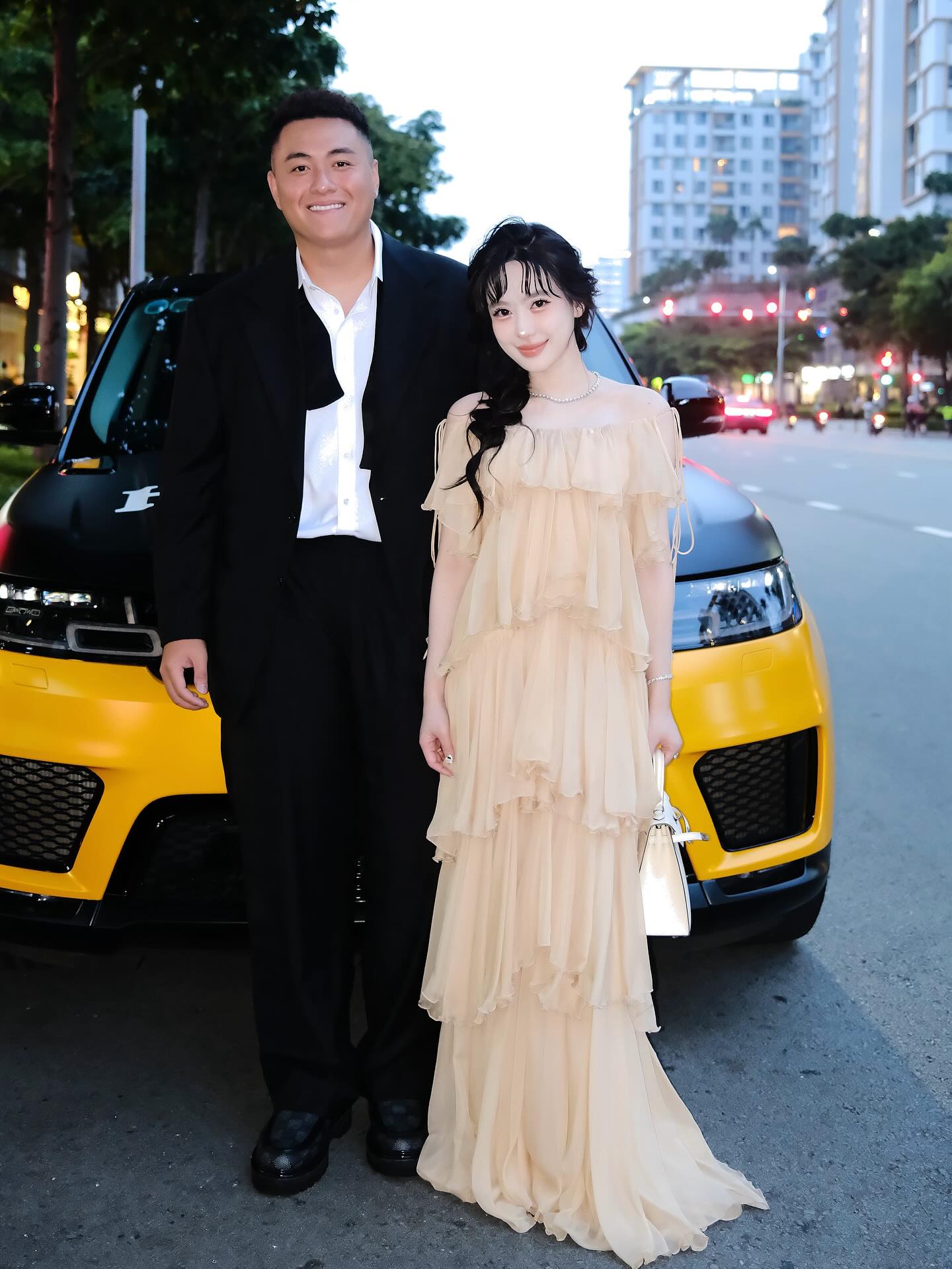 Con dâu "ông trùm điện tử Sài Gòn" mỗi năm có một gương mặt mới - Ảnh 9. Con dâu "ông trùm điện tử Sài Gòn" mỗi năm có một gương mặt mới - Ảnh 9.