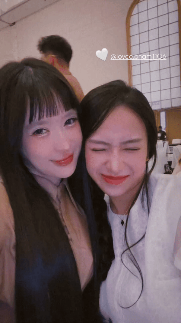 Con dâu "ông trùm điện tử Sài Gòn" mỗi năm có một gương mặt mới - Ảnh 3. Con dâu "ông trùm điện tử Sài Gòn" mỗi năm có một gương mặt mới - Ảnh 3.