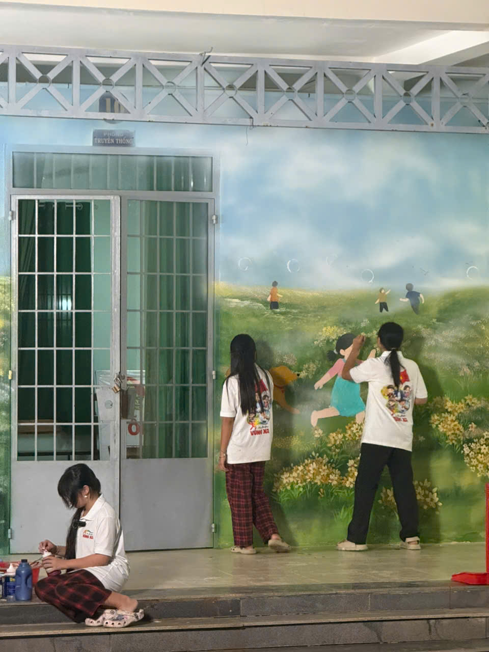Nhiều nghệ sĩ, KOLs tham gia chương trình thực tế "Tô màu vùng xa"- Ảnh 3.