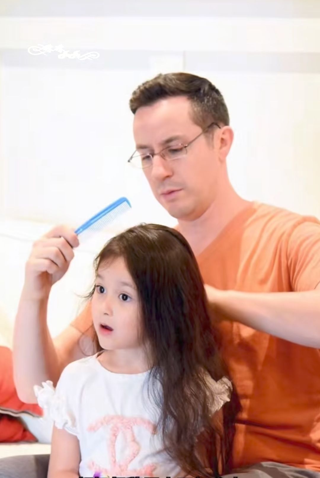 3 năm làm lao công ở xứ người, cô gái bất ngờ được phi công trẻ cầu hôn, ra mắt mới biết thân thế anh ta "không phải dạng vừa"- Ảnh 4. 3 năm làm lao công ở xứ người, cô gái bất ngờ được phi công trẻ cầu hôn, ra mắt mới biết thân thế anh ta "không phải dạng vừa"- Ảnh 4.