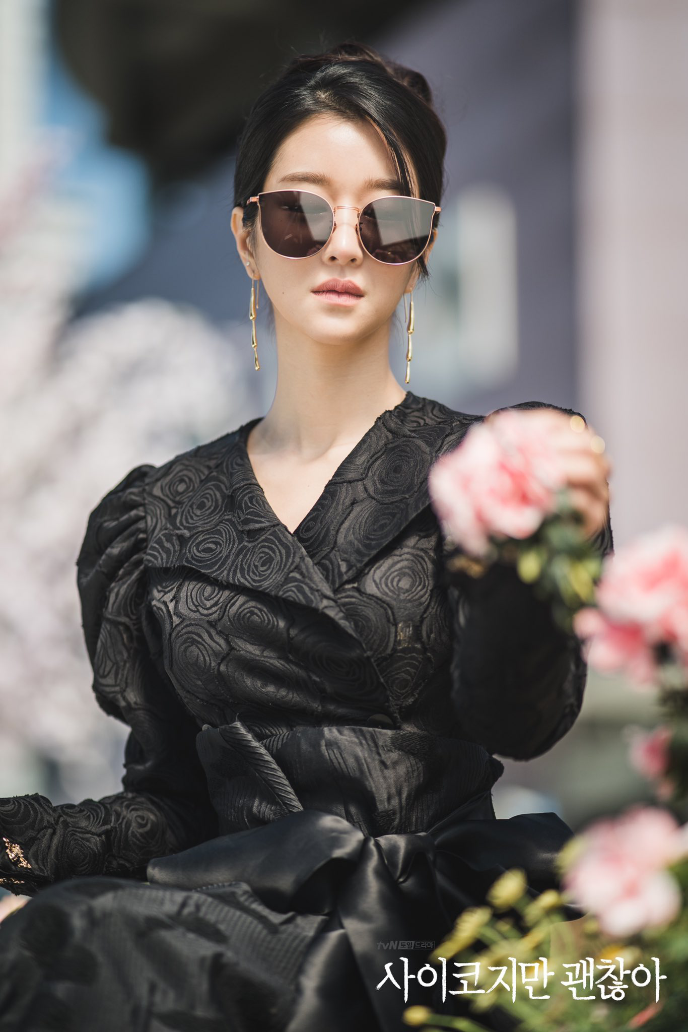 10 mỹ nhân có gu thời trang đẹp nhất phim Hàn: Mặc bộ nào sang bộ đó còn bóc mẽ nhân vật đỉnh thôi rồi- Ảnh 24.