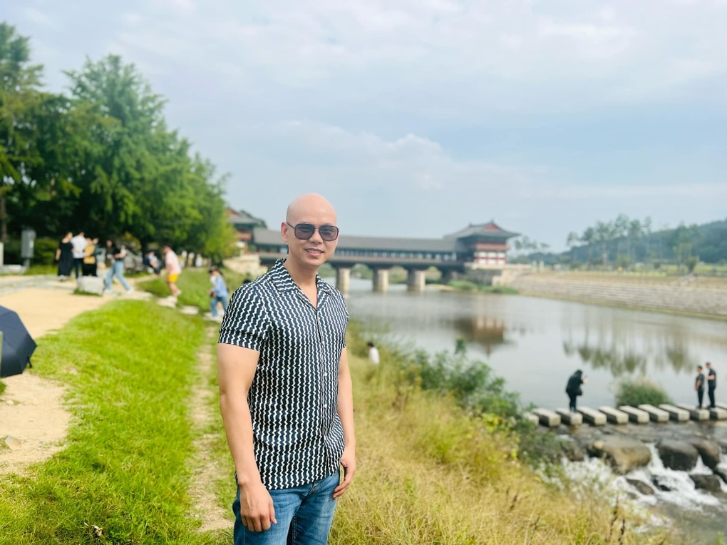 Sao nam Vbiz khổ sở v&igrave; kh&ocirc;ng mọc được t&oacute;c, tr&iacute; nhớ giảm s&uacute;t do ng&atilde; từ tầng 3- Ảnh 2.