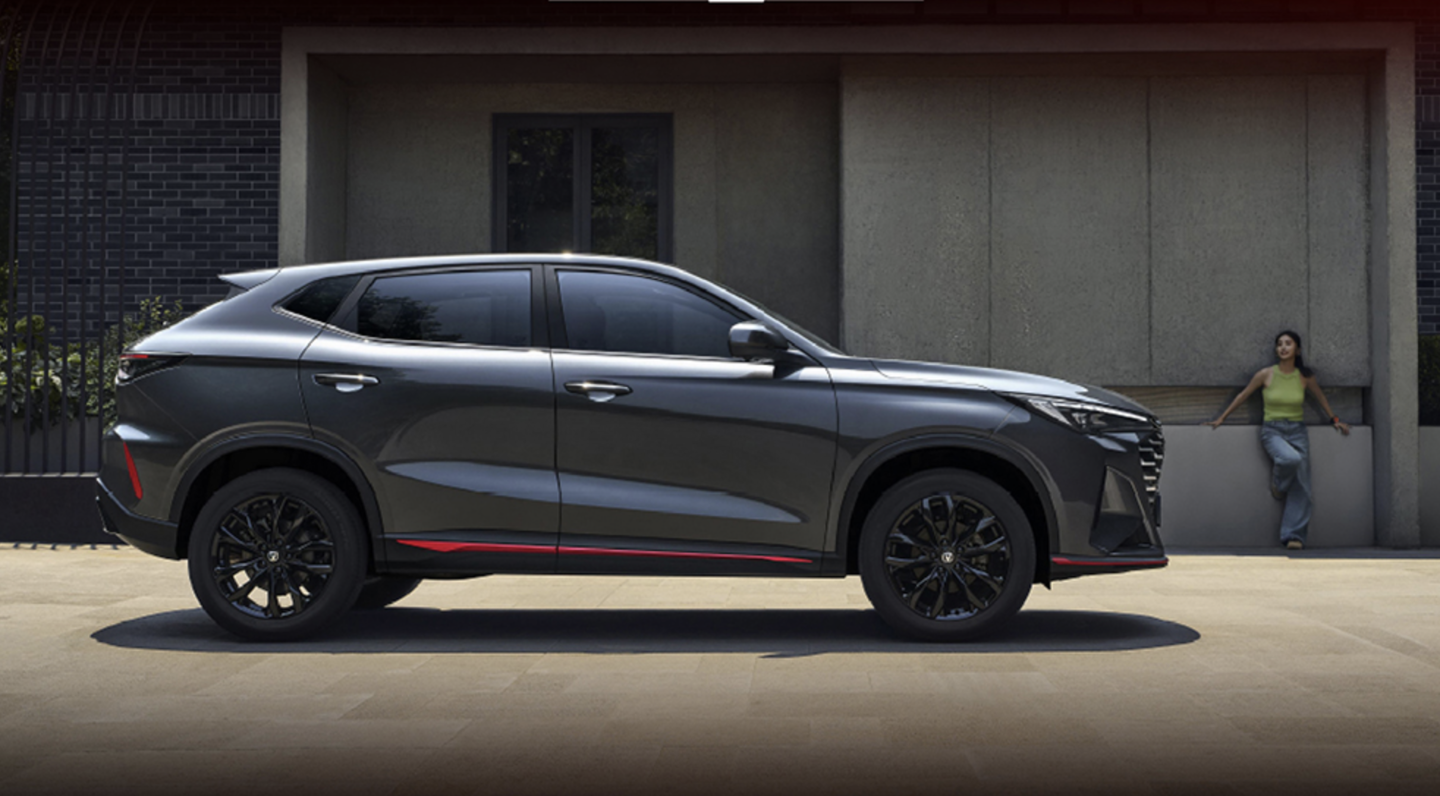 'Ông trùm' xe tải tại Việt Nam trình làng mẫu SUV đối thủ của Mazda CX-5: giá chưa tới 300 triệu đồng - Ảnh 2.