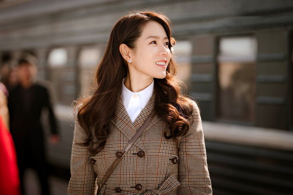 10 mỹ nhân có gu thời trang đẹp nhất phim Hàn: Mặc bộ nào sang bộ đó còn bóc mẽ nhân vật đỉnh thôi rồi- Ảnh 21.