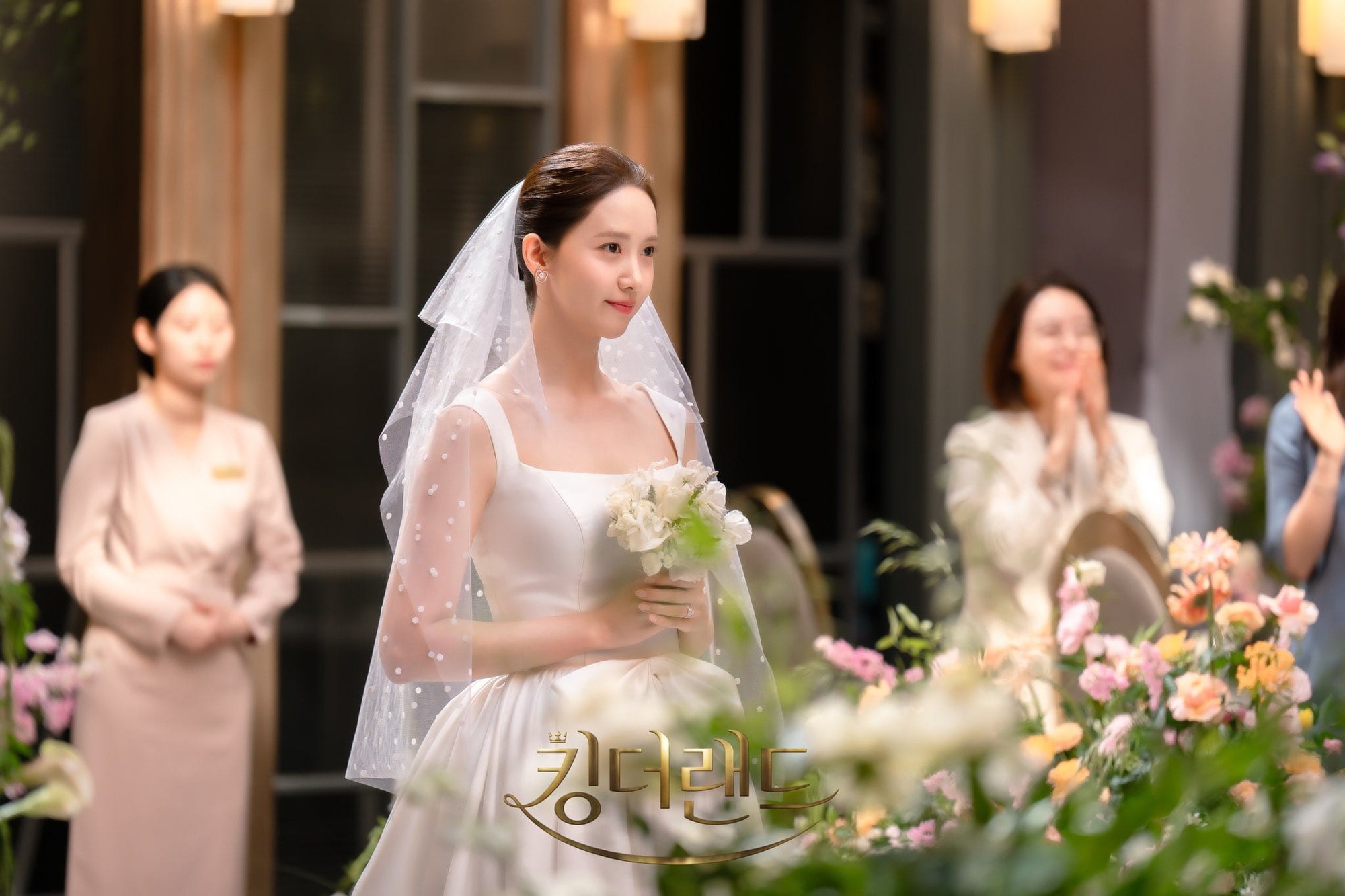 10 mỹ nhân có gu thời trang đẹp nhất phim Hàn: Mặc bộ nào sang bộ đó còn bóc mẽ nhân vật đỉnh thôi rồi- Ảnh 65.