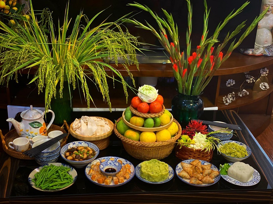 Ông bà dặn tháng Cô Hồn có 4 ngày thiêng để lễ cúng, con cháu thành tâm thì phúc đến nhà, họa chẳng bén mảng- Ảnh 1. Ông bà dặn tháng Cô Hồn có 4 ngày thiêng để lễ cúng, con cháu thành tâm thì phúc đến nhà, họa chẳng bén mảng- Ảnh 1.