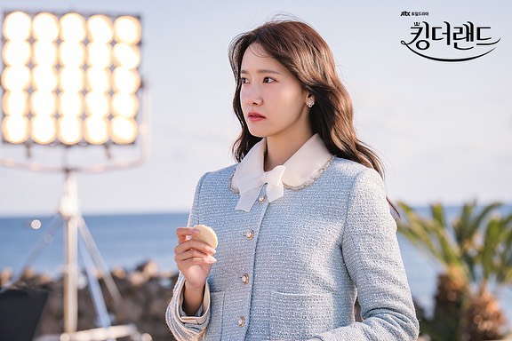 10 mỹ nhân có gu thời trang đẹp nhất phim Hàn: Mặc bộ nào sang bộ đó còn bóc mẽ nhân vật đỉnh thôi rồi- Ảnh 64.