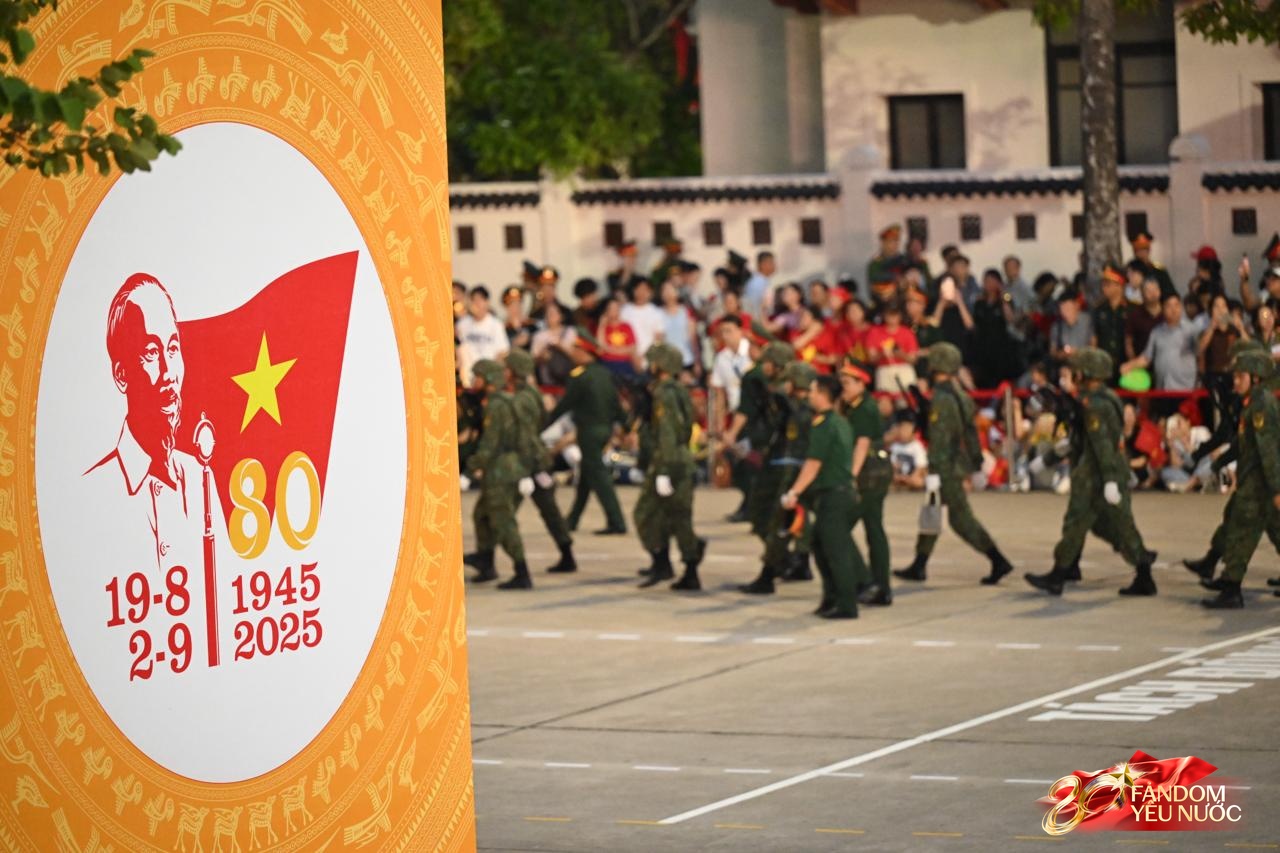 Tổng hợp luyện diễu binh diễu hành lần 1: Tất cả đã sẵn sàng!- Ảnh 9. Tổng hợp luyện diễu binh diễu hành lần 1: Tất cả đã sẵn sàng!- Ảnh 9.
