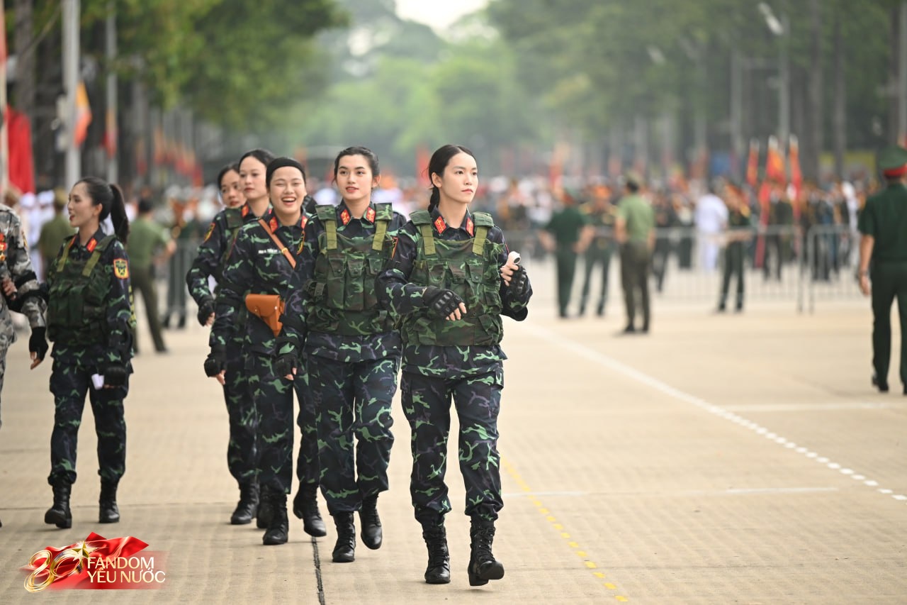 Nét đến từng chi tiết: Lê Hoàng Hiệp, Ngô Lâm Phương, Bảo Trinh và dàn "cực phẩm quân đội" trong Tổng hợp luyện lần 1 - Ảnh 17.