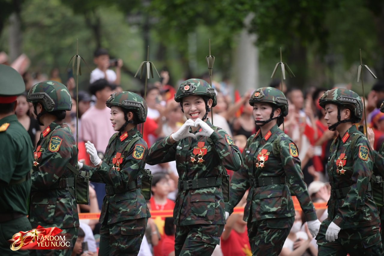 Nét đến từng chi tiết: Lê Hoàng Hiệp, Ngô Lâm Phương, Bảo Trinh và dàn "cực phẩm quân đội" trong Tổng hợp luyện lần 1 - Ảnh 23.