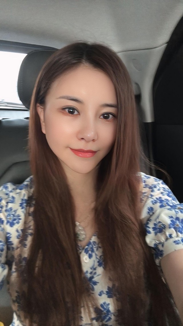 Diễn viên Kim Oanh công khai mặt mộc hậu trùng tu ở Hàn Quốc, đẹp thế nào mà dàn sao vào khen tới tấp?- Ảnh 5. Diễn viên Kim Oanh công khai mặt mộc hậu trùng tu ở Hàn Quốc, đẹp thế nào mà dàn sao vào khen tới tấp?- Ảnh 5.