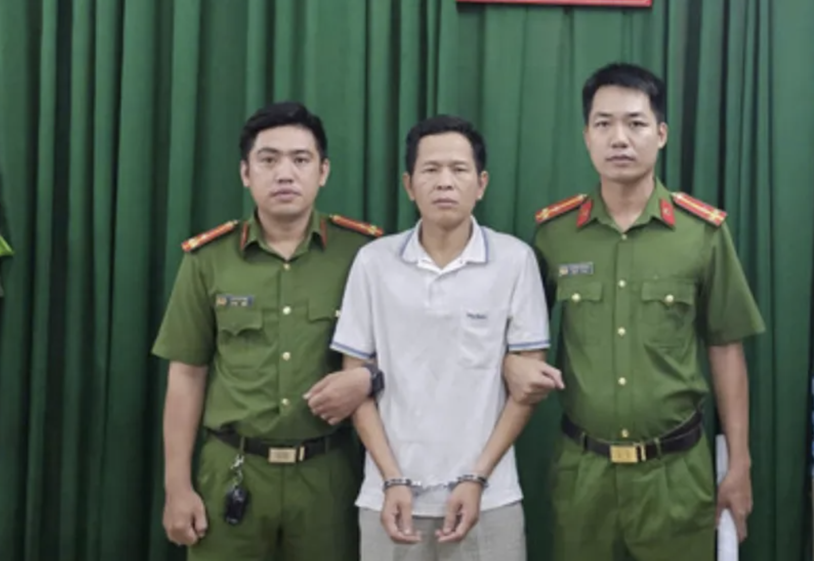 Công an TP HCM bắt cán bộ ngân hàng liên quan đến tín dụng đen của Má Hạnh - Ảnh 1.