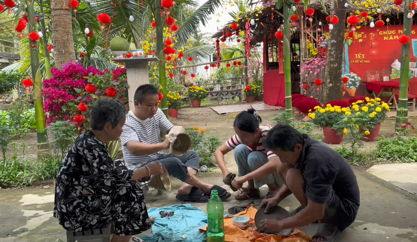 Vì sao chàng rể Hàn, Nhật về miền Tây lại “lụy” đến thế?- Ảnh 6. Vì sao chàng rể Hàn, Nhật về miền Tây lại “lụy” đến thế?- Ảnh 6.