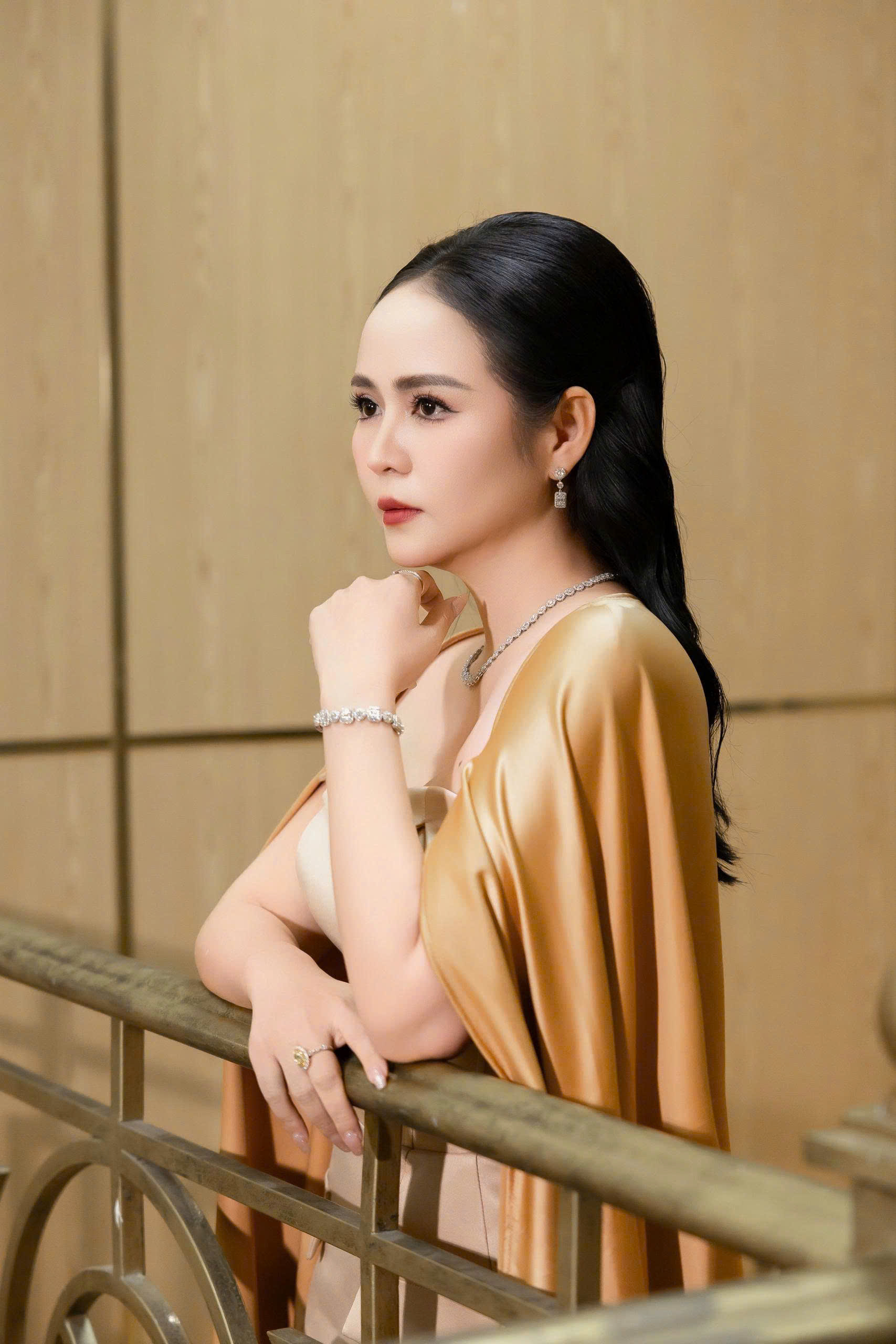 NTK Thanh Hương Bùi xuất hiện xinh đẹp, nhận nhiệm vụ quan trọng tại Miss Grand Vietnam 2025- Ảnh 8. NTK Thanh Hương Bùi xuất hiện xinh đẹp, nhận nhiệm vụ quan trọng tại Miss Grand Vietnam 2025- Ảnh 8.
