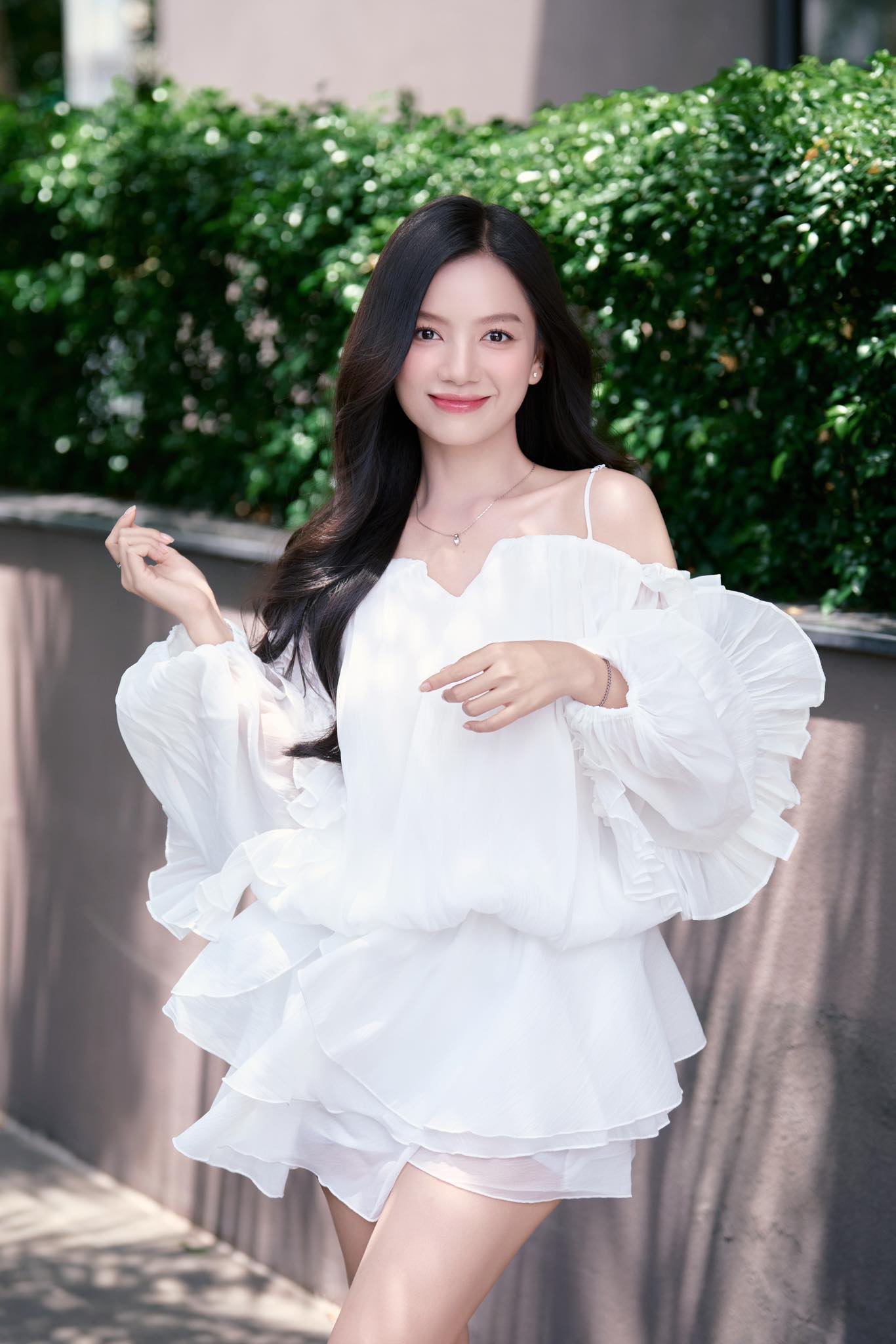 Sao nữ phim Mưa đỏ có ông hy sinh ở Quảng Trị: Visual đời thường gây ấn tượng, đời tư cực bí ẩn- Ảnh 4. Sao nữ phim Mưa đỏ có ông hy sinh ở Quảng Trị: Visual đời thường gây ấn tượng, đời tư cực bí ẩn- Ảnh 4.