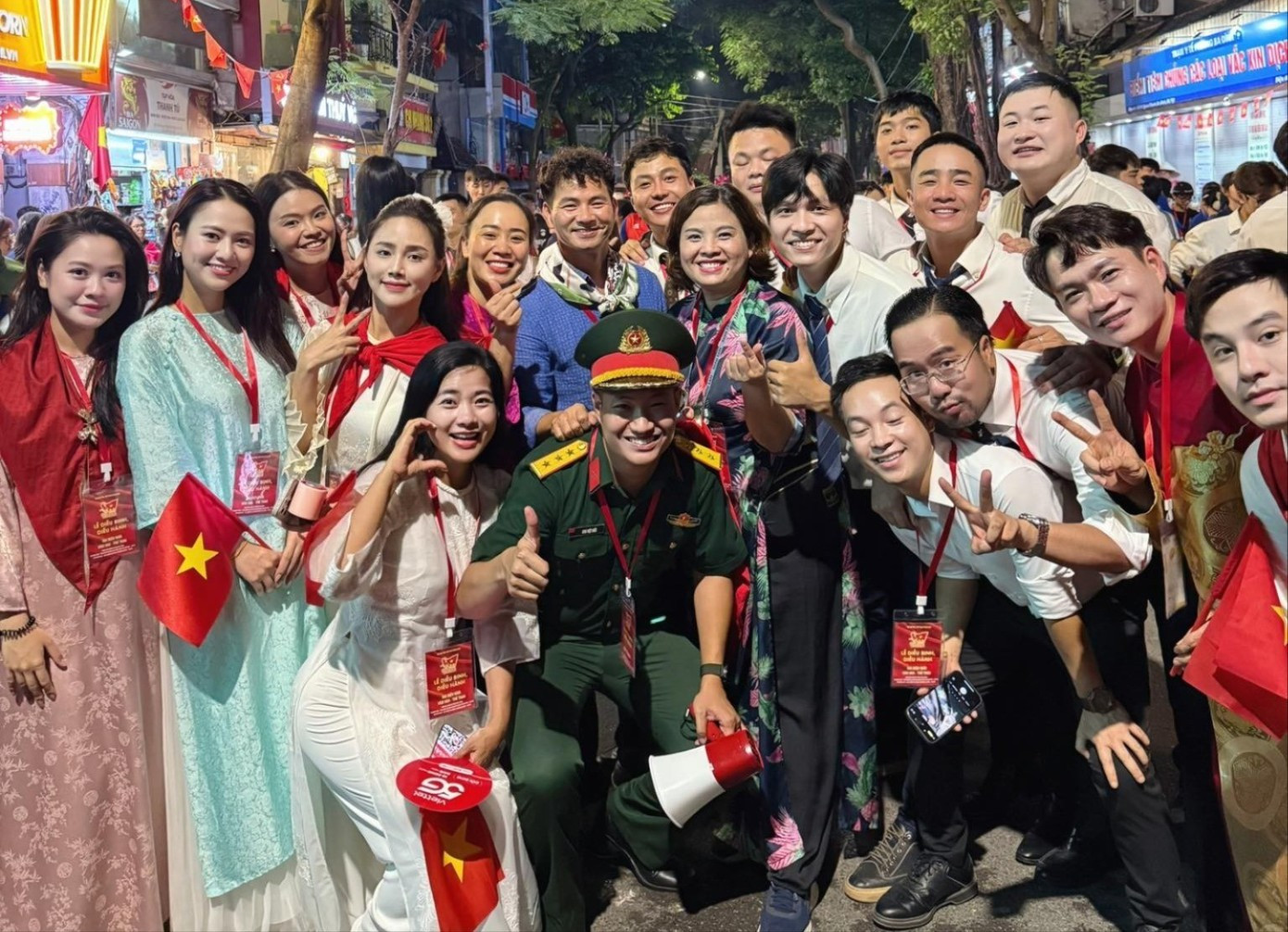 Thứ trưởng Bộ Văn hóa nói lý do loại đơn đăng ký diễu binh, diễu hành của NSND Xuân Bắc - Ảnh 3. Thứ trưởng Bộ Văn hóa nói lý do loại đơn đăng ký diễu binh, diễu hành của NSND Xuân Bắc - Ảnh 3.