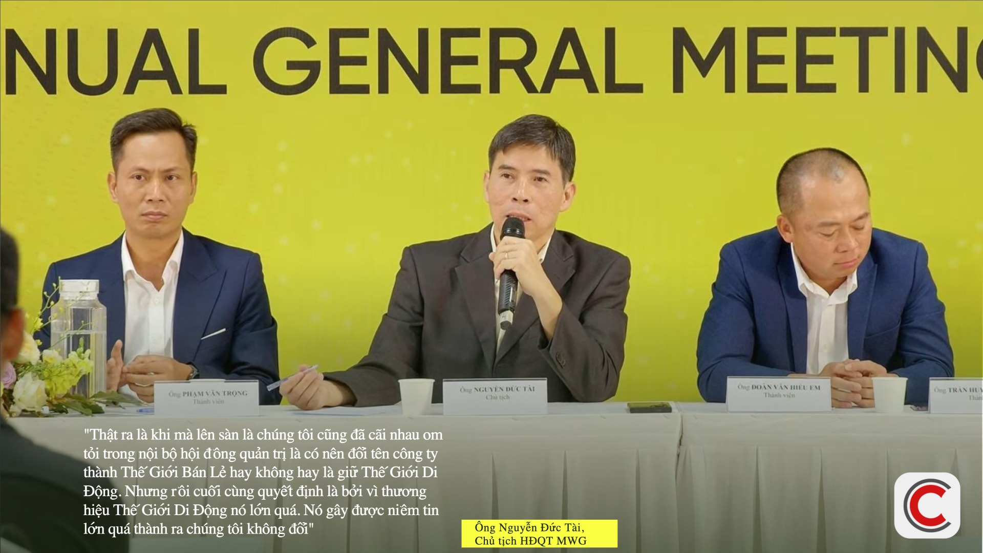 Chủ tịch Nguyễn Đức Tài: Nội bộ hội đồng quản trị Thế Giới Di Động từng cãi nhau 'ỏm tỏi', tính đổi tên công ty thành Thế Giới Bán Lẻ - Ảnh 1.