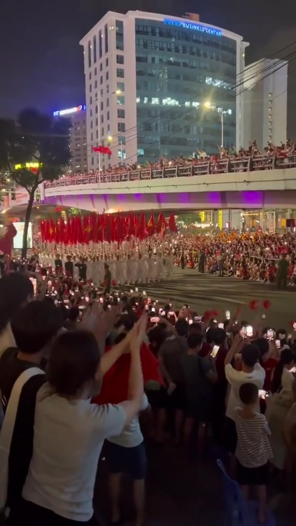 Những cảnh tượng chỉ Việt Nam mình mới có!- Ảnh 3. Những cảnh tượng chỉ Việt Nam mình mới có!- Ảnh 3.