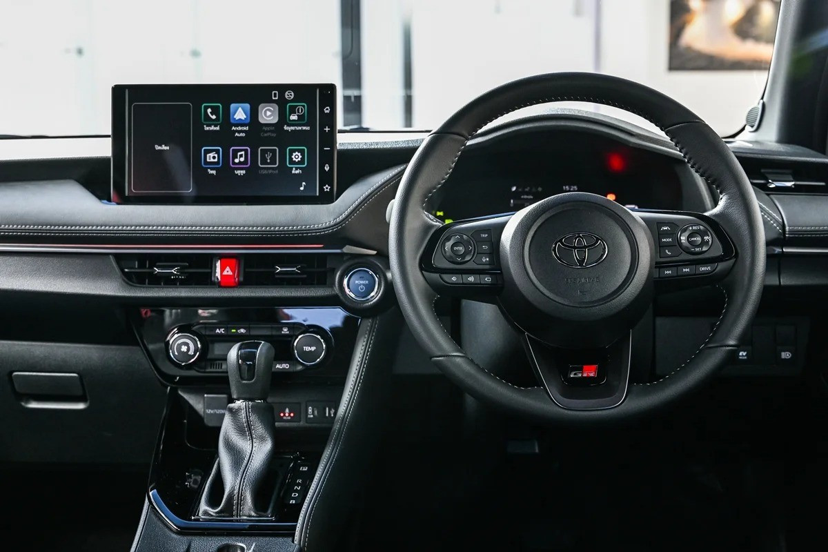 Cận cảnh Toyota Vios hybrid vừa ra mắt - Ảnh 10.