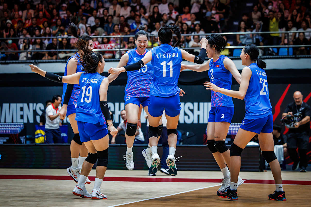 Thi đấu kiên cường, tuyển Việt Nam tạo điểm nhấn bất ngờ trước đội bóng top 3 thế giới - Ảnh 1. Thi đấu kiên cường, tuyển Việt Nam tạo điểm nhấn bất ngờ trước đội bóng top 3 thế giới - Ảnh 1.