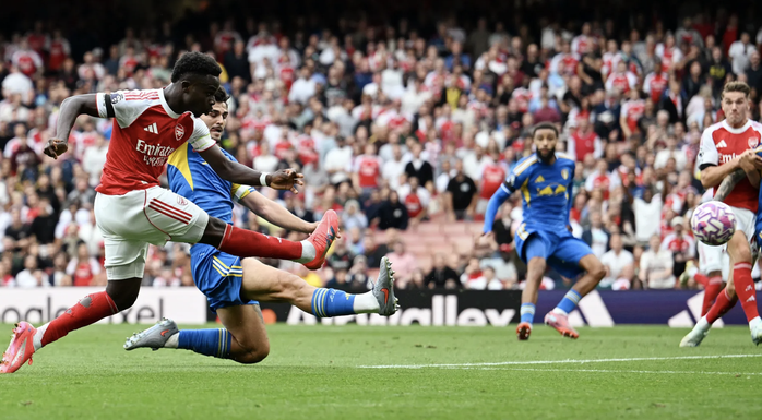Gyokeres khai hỏa bằng cú đúp, Arsenal phát sốt vì trụ cột chấn thương- Ảnh 3. Gyokeres khai hỏa bằng cú đúp, Arsenal phát sốt vì trụ cột chấn thương- Ảnh 3.