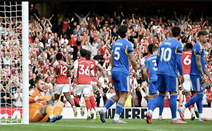 Gyokeres khai hỏa bằng cú đúp, Arsenal phát sốt vì trụ cột chấn thương- Ảnh 2. Gyokeres khai hỏa bằng cú đúp, Arsenal phát sốt vì trụ cột chấn thương- Ảnh 2.