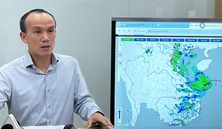 Trưa v&agrave; chiều mai, b&atilde;o số 5 Kajiki v&agrave;o đất liền - Ảnh 1.